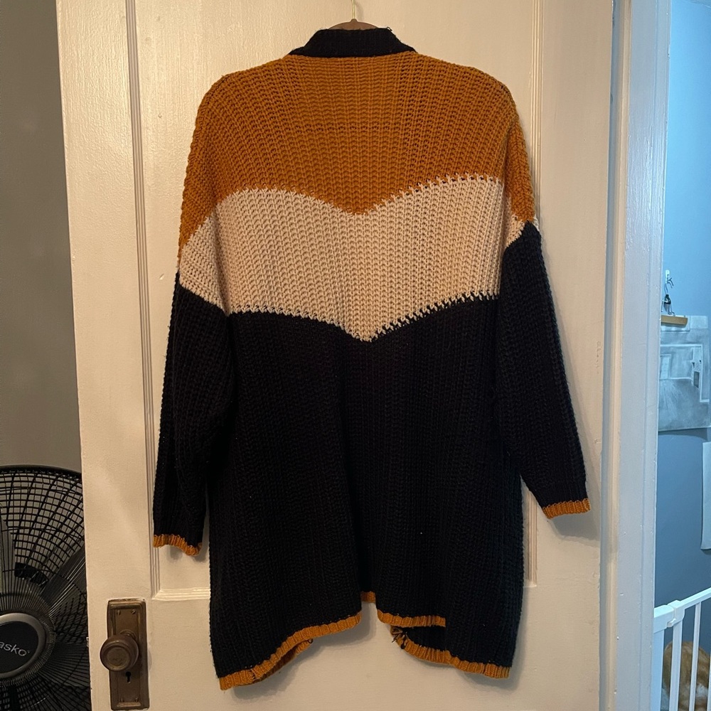 Charlotte Russe mustard, white, and black cardigan - Picture 3 of 4